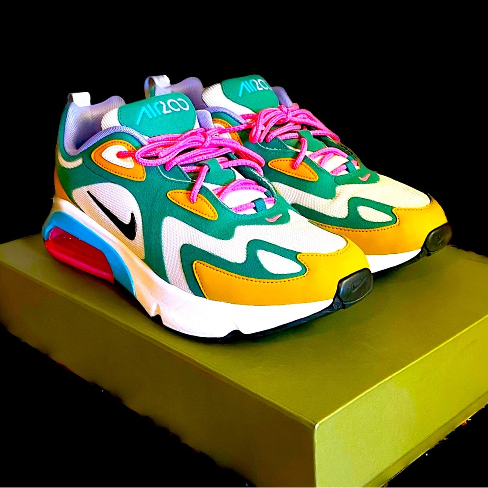 Nike Air Max 200 “Mystic Green” Women’s Size 11 | Fits Men’s 9.5